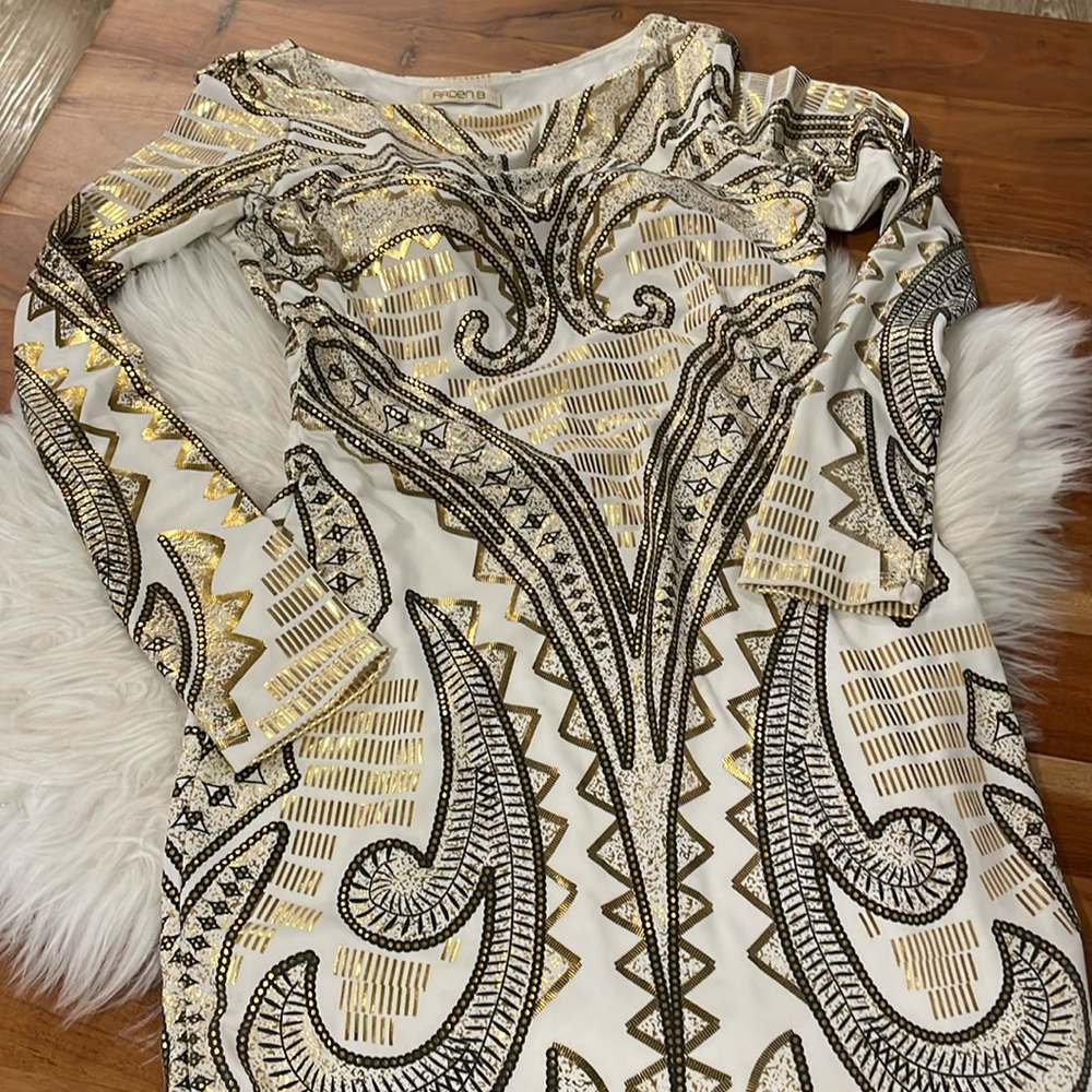 Arden B mini dress white and gold